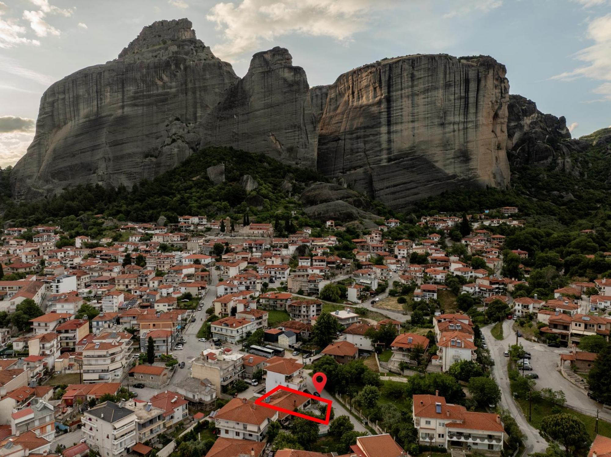 Chara'S Luxury Home Kalambaka Esterno foto